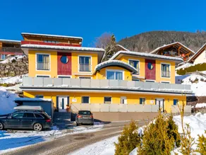 Quaint Chalet in Piesendorf With Balcony - Image 2