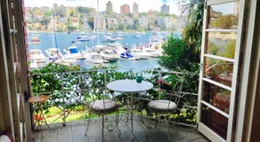 Double Bay Harbour-front apartment with stunning views - Image 4