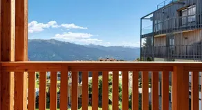 Agréable appartement adapté aux familles avec internet haut débit et jardin | Vue montagne | Près des pistes de ski | Adapté au travail à distance - Image 4