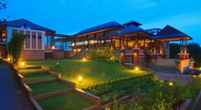 Islanda Resort Hotel - Image 3