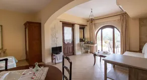 Kritamos Villa & Apartments - Image 2