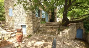 Luxurious Home In Goult - Image 3
