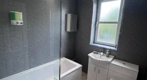 Helensburgh Central Apartment - Macaulay Letting - Image 2