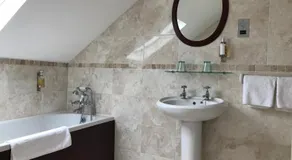 Victoria inn - Image 2