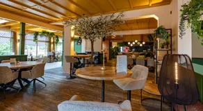 Hotel and Restaurant van Saaze - Free Parking - Image 3