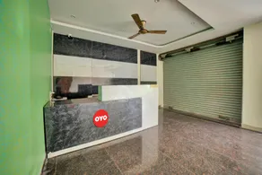 Oyo Flagship 81336 Hotel Ragas - Image 2