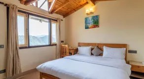 Dream Cottage 5 Pet-Friendly 2BHK w mountain view - Image 2