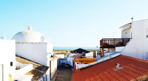 Ria Guest House - Image 4
