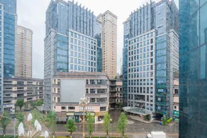 Yi Feng Bussiness Hotel - Image 5