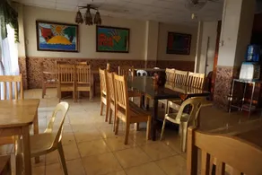 Lylie Hotel - Image 4