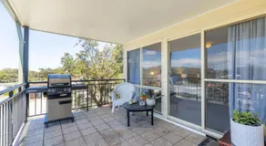 Wanda Up, 80 Randall Dr - spectacular views, aircon and Wi-Fi - Image 4