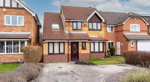 5 Bedroom Family & Contractor House in Nuthall, Nottingham - Sleeps 9 - By CircleWay Homes - Image 5