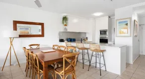 7 28 Duke Street Sunshine Beach - Image 3