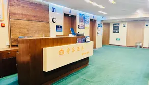 Pumpkin Hotel - Image 5