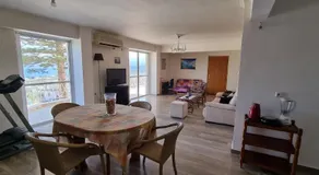 Sea View apartment - Image 2
