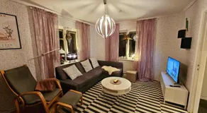 Little Cabin - Image 2