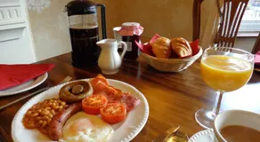 The Aidan Guest House - Image 4
