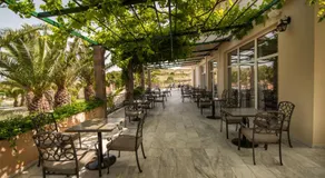 Aphrodite Hotel - Image 2