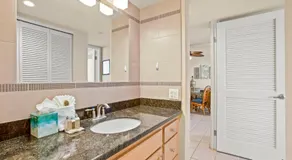 KBM Resorts FREE CAR Valley Isle Resort Oceanfront 5th Floor 2-Bedroom Condo with Stunning views VIR-508 - Image 5