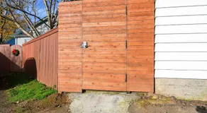 Bright & Modern Basement Apartment DT N'hood - Image 4