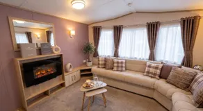 2 Bedroom Lakeview Lodge - Ensuite & Balcony Deck - Image 2