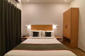OYO Townhouse 227 Royapettah - Image 2