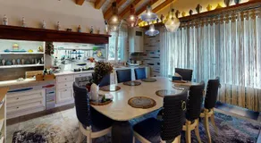 Holiday Nest - Image 2