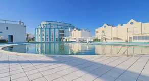 Pool & Tennis Beach House - Image 3