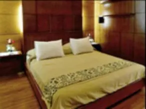 Sindang Reret Hotel and Resto Ciwidey - Image 5