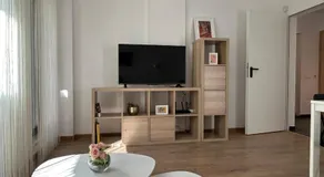 Idea Apartment - Two Separate Bedrooms and Living Room - Image 3