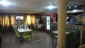 Labod Hotel - Image 5
