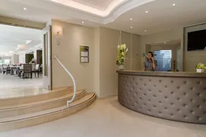 The Originals Boutique Hôtel Les Strélitzias - Image 4