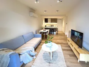 Brilliant Quay Boulevard Apt *FreeParking*Smart TV - Image 2