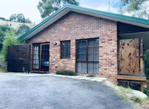 Hideaway Studio Accommodation - Image 2