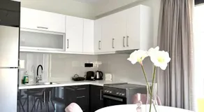 DK Luxury Living - Image 4
