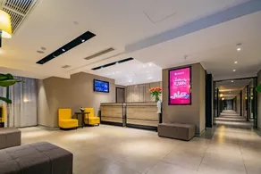 Home Inn Plus Chengdu Kuanzhai Alley Shawan Metro Station - Image 4