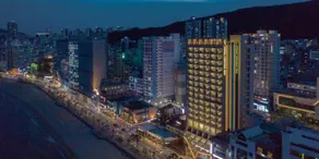 Hotel Central Bay - Image 4