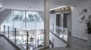 Hotel Bestseller - Image 5