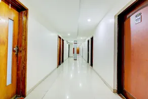 OYO 77491 Hotel Shreenath - Image 2