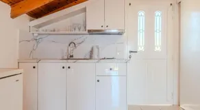 Fexulis Studios & Suites - Image 4