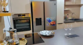 Beautiful Apartment with Parking, Brilliant Location - Image 4