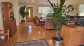 Sonoma Wine Country Bungalow - Image 5