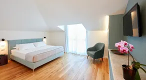 Villa Rosa Residence - Image 2