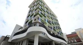 Sky Square Business Travel - Image 3