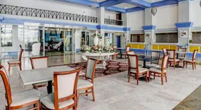 Townhouse Royal Palms Hotel - Rose Collection - Image 3