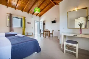 Senses Suites in rural setting - Image 5