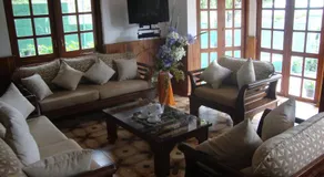Richmond Inn - Image 3
