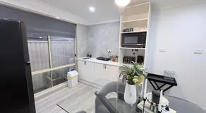 Spacious 2BR Granny w Garden near Stanhope Leisure - Image 3