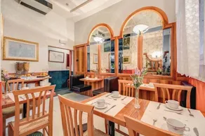 Atlantide Hotel - Image 3