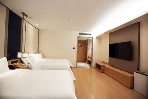 Starway Hotel Zhengzhou Jingguang Road Metro Station - Image 2